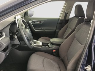 TOYOTA RAV4 220H ADVANCE