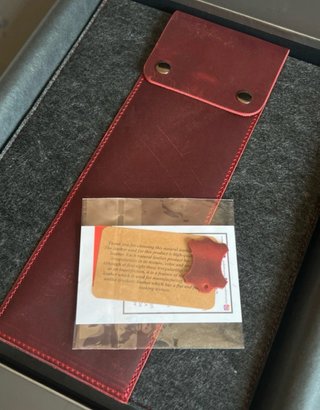 Custodia per tablet in pelle bordeaux