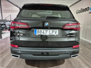 BMW X5 2021