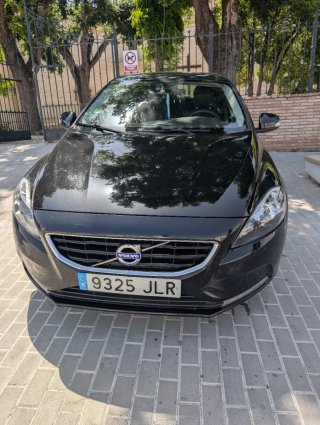 Volvo V40 D2 2.0 120cv - Muy cuidado, consumo bajo