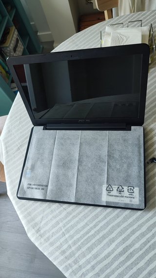 Portátil Asus F554L Intel Core i3 Negro