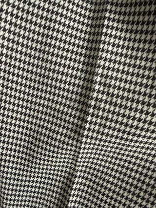 Pantalón chino gris y blanco