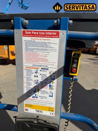 PLATAFORMA UNIPERSONAL ELÉCTRICA 4.5M