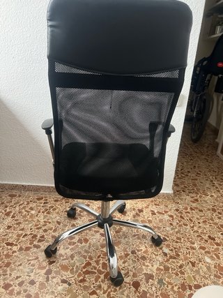 Silla de oficina ergonómica. 2 unidades