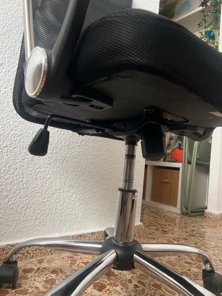 Silla de oficina ergonómica. 2 unidades