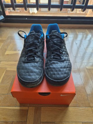Zapatillas Nike Tiempo Talla 44