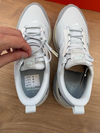 nike vomero 18 gtx 45,5