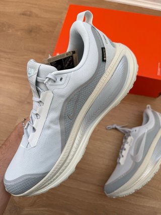 nike vomero 18 gtx 45,5