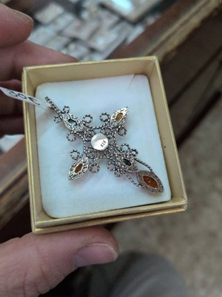 Cruz de Plata y Ámbar
