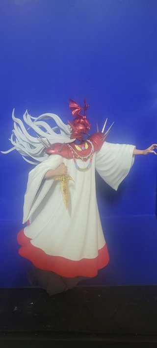 Figura Patriarca Malvado Saint Seiya