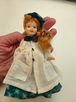 Muñecas porcelana pequeñas