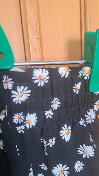 Pantalón estampado flores verano