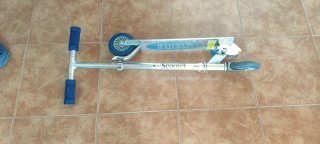 Patinete infantil plateado