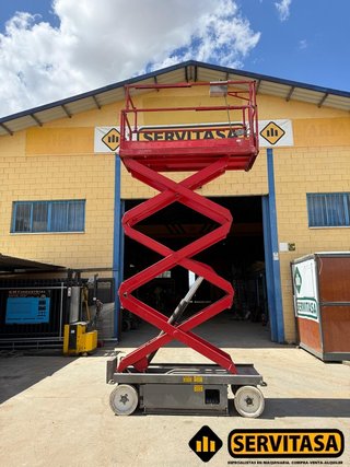 PLATAFORMA ELÉCTRICA SKYJACK 8 METROS