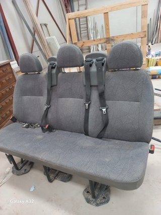 Asiento Ford Transit 3 Plazas Gris Año 2002