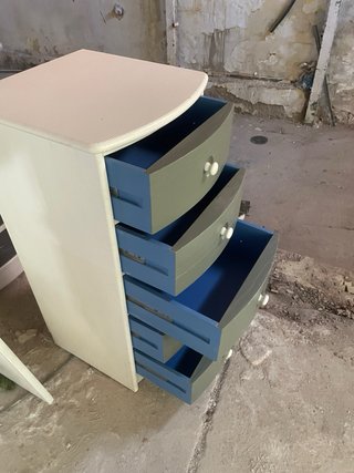 Cajonera de madera