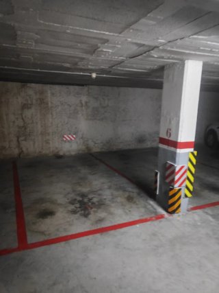 Alquilo parking zona bonpreu en Valls. 698331148