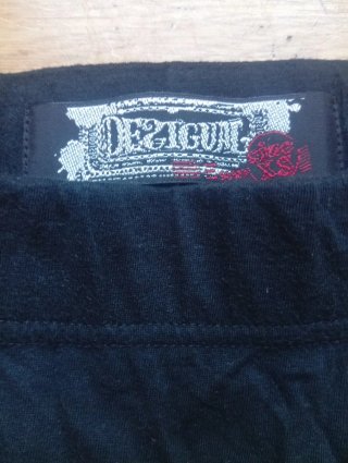 Falda Desigual  Negra.TallaXS