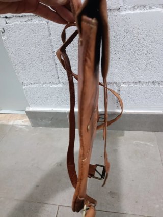 Mochila de cuero marrón