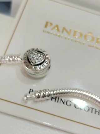 Pulsera Pandora Corazón y Charm Protección 19cm