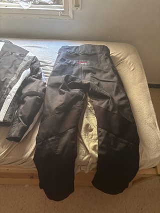 Chaqueta y Pantalón Moto Apro Negro