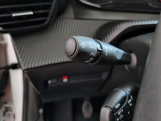 Peugeot 208 2022