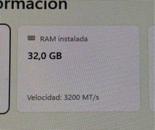 32Gb Crucial DDR4 3200MHz CL22