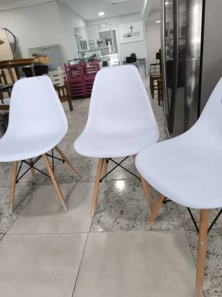Juego de 6 Sillas Blancas