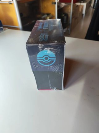 Pokémon Caja Entrenador Élite Megaevolución