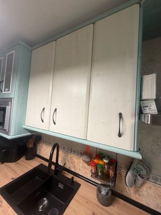 Muebles de cocina con campana y horno