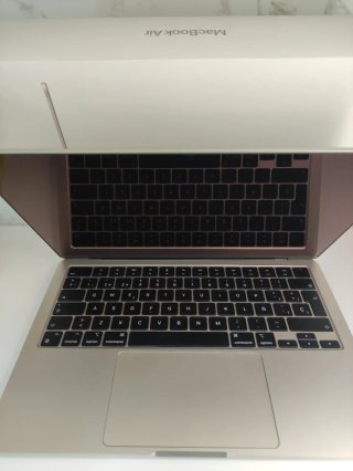 MacBook Air A2681