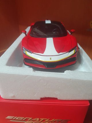 SF90 Stradale Assetto Fiorano Bburago scala 1/18