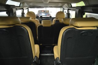 Land Rover Defender 110 sw se -2009
