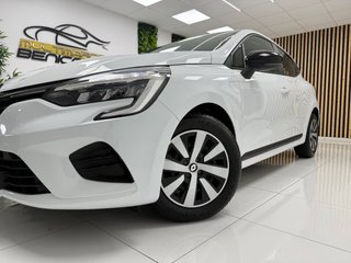 RENAULT Clio Blue dCi Business desde 179€/mes*