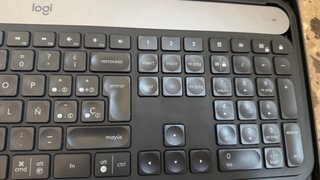 Logitech Craft Teclado Inalámbrico
