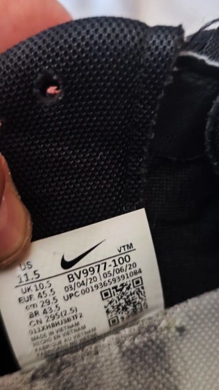 Tenis Nike Air Max Plus TN Negros/Grises