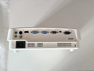 Proyector Benq DLP Blanco 3200 Lúmenes