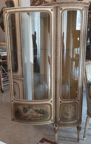 Credenza Luigi XVI con vetri