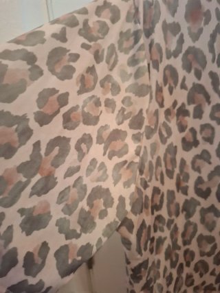 Blusa manga corta estampado leopardo