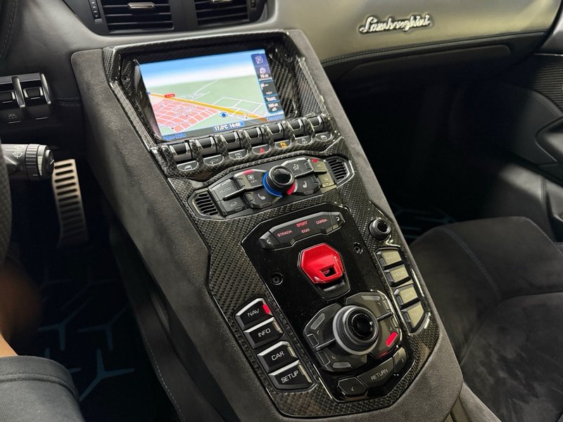 Lamborghini Aventador 2018, foto 7