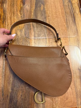 Bolso de cuero marrón