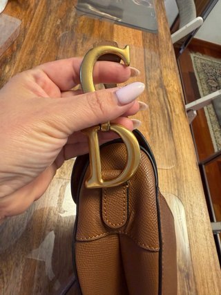 Bolso de cuero marrón
