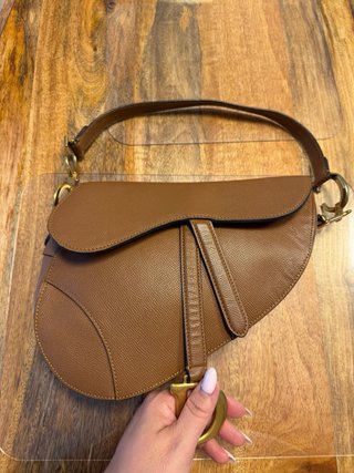 Bolso de cuero marrón