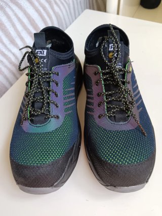 Zapatos de seguridad FAL negros y verdes