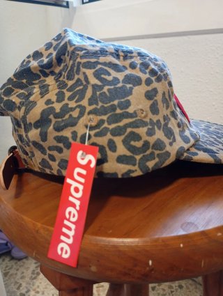 Gorra Supreme Estampado Leopardo