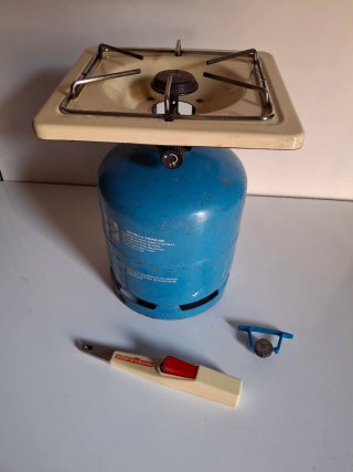 Cocinilla Camping Gas con Botella