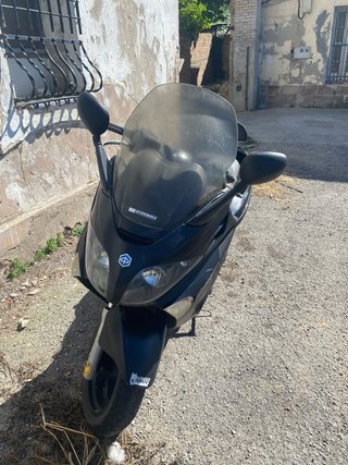 Piaggio X Evo 125 2013