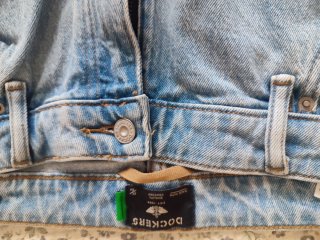 Pantalones Dockers nuevos con etiquetas.