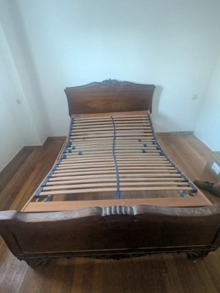 Cama artesanal madera maciza con somier articulado