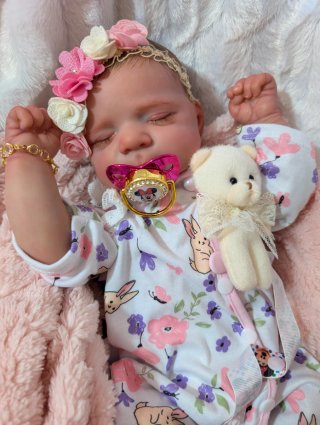 Reborn realizada con Génesis, horneado y barnizada
